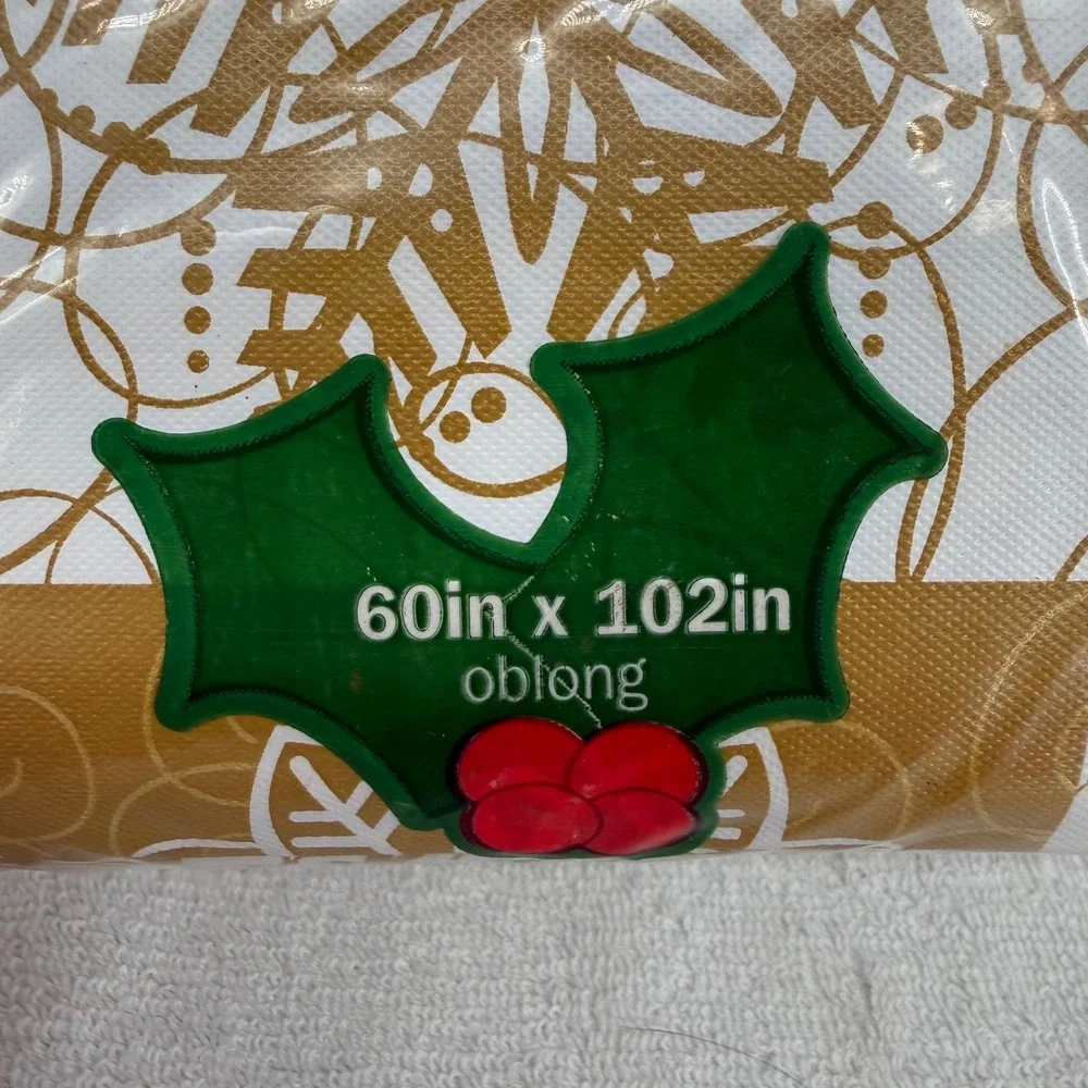 Vtg NOS‎ Holiday Vinyl Tablecloth Gold Snowflake Poinsettia 60in x 102in Oblong